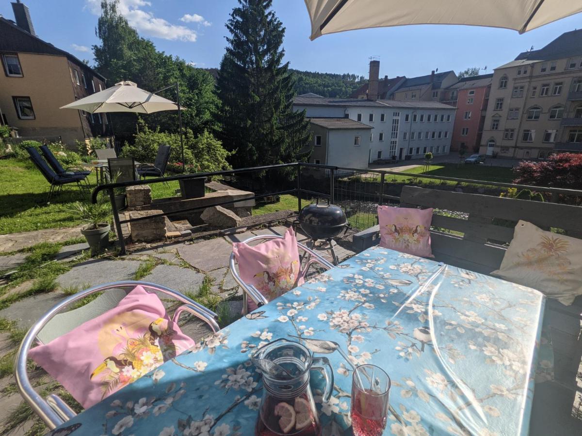 Urlaubstraum Mit Pool, Terrasse & Fluss Im Garten - Ut Appartement Sebnitz Buitenkant foto