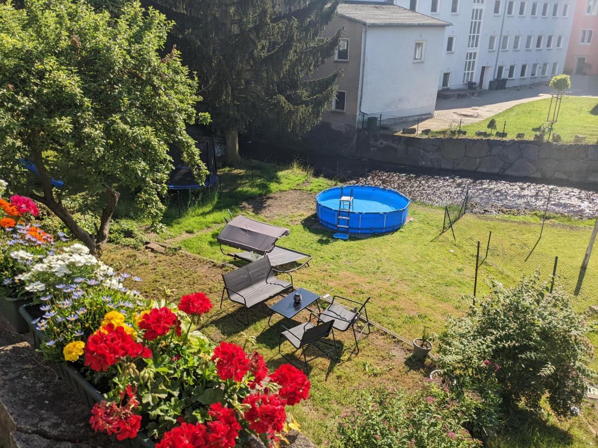 Urlaubstraum Mit Pool, Terrasse & Fluss Im Garten - Ut Appartement Sebnitz Buitenkant foto
